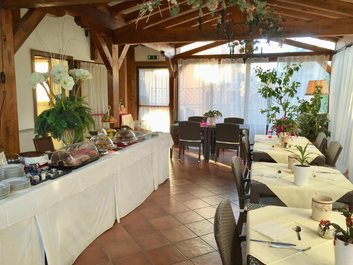 Hotel Ferro Di Cavallo Павулло-нель-Фриньяно Экстерьер фото